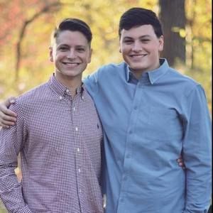 Meet your Posher, Riley