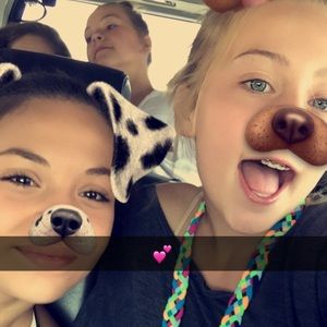 Meet your Posher, Lexi