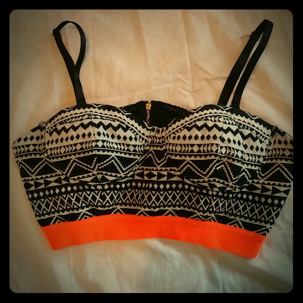 Geometric Pattern Crop Top