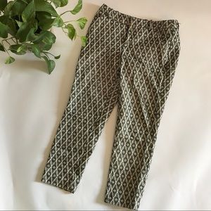 Patterned Crop Pants - Black and White