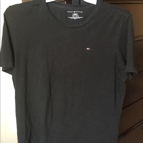 Tommy Hilfiger Logo Shirt - Picture 2 of 3