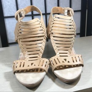 💓💄NINE WEST NUDE PEEPTOE HEELS😘 Sz 7.5💄💓