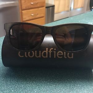 Cloudfield Manhattan Bamboo Polarized sunglasses