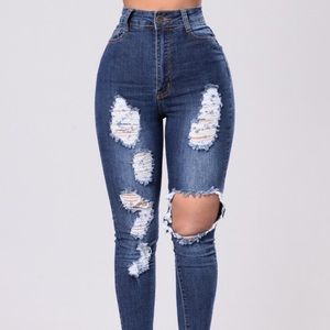 BRAND NEW NEVER WORN FASHION NOVA JEANS