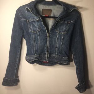 Cropped denim jacket