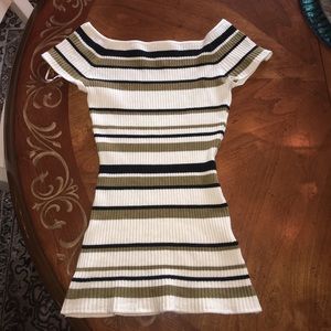 Ribbed Off the shoulder top