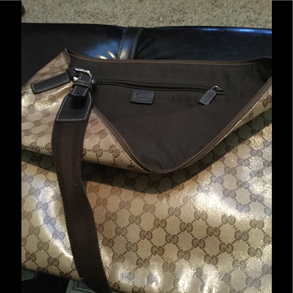 🛑SOLD🛑Gucci Messenger/Crossbody Bag🛑