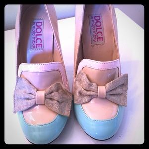 Super cute Size 5.5 shoes