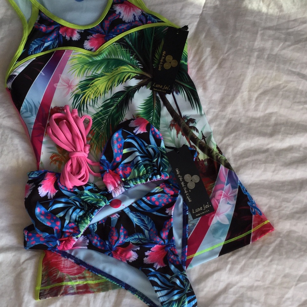 Blue Dawn Reversible Bikini - Picture 2 of 2