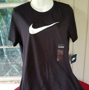 Nike T Shirt