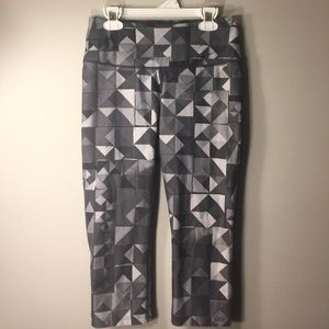 Workout cropped Nike leggings