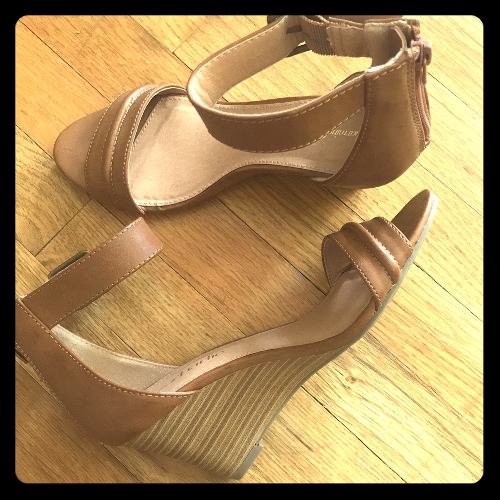 🍭Charming Charlie Sandals🍭