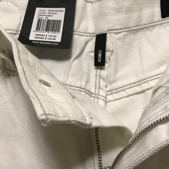 NWT RES Denim Romeo distresss Boyfriend Jeans 26 - Picture 6 of 6