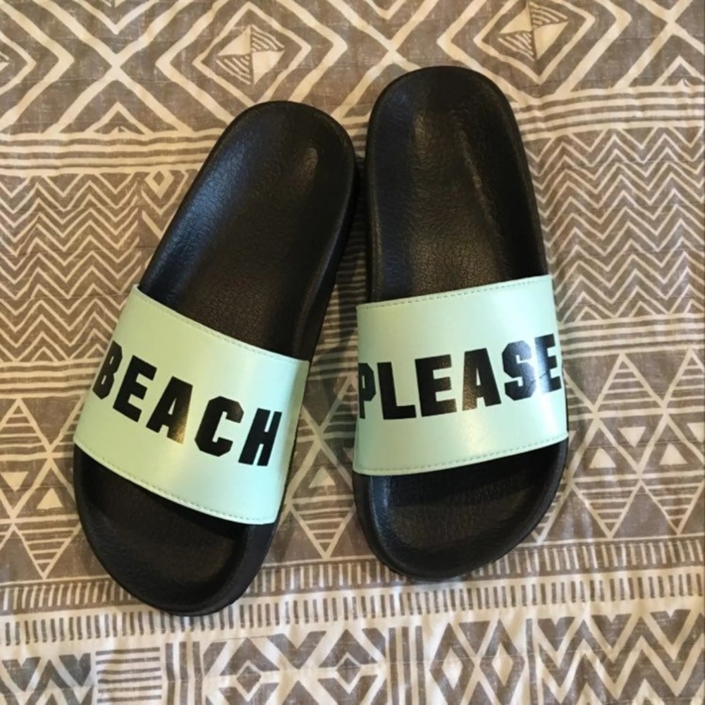 PINK Victoria Secrets Sandals/Sliders