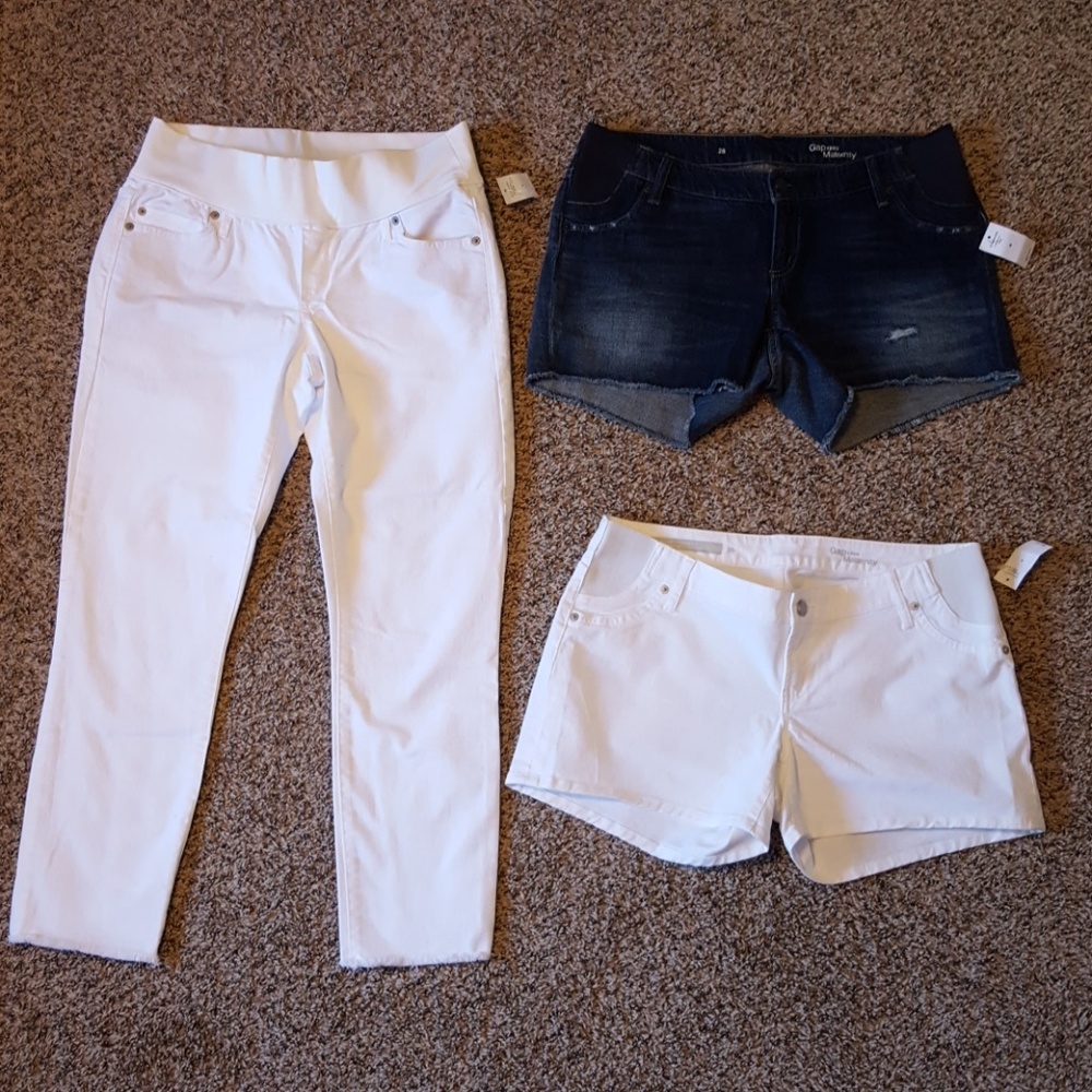Gap Maternity Bundle, New with tags (Size 6)