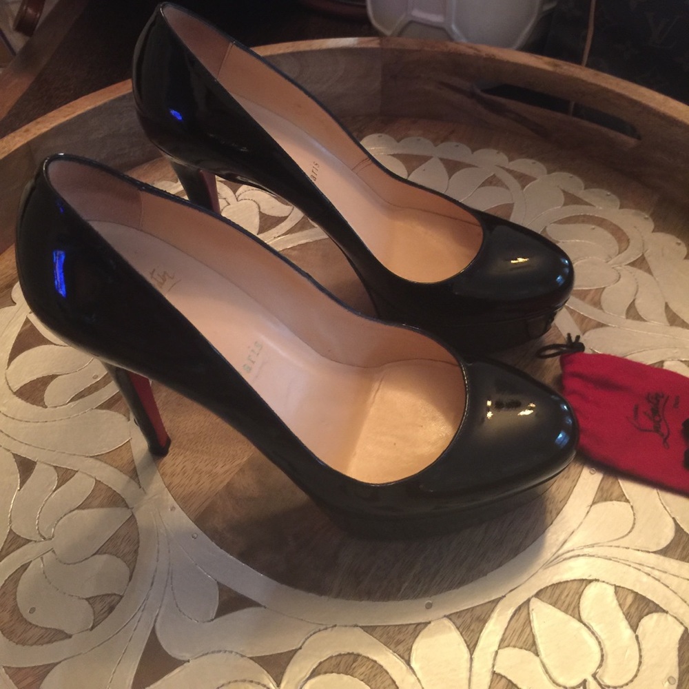 Christian Louboutin Bianca Black Pumps Size 37.5