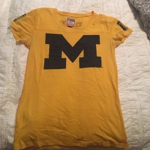 U of M sports tee. Super cute PINK!