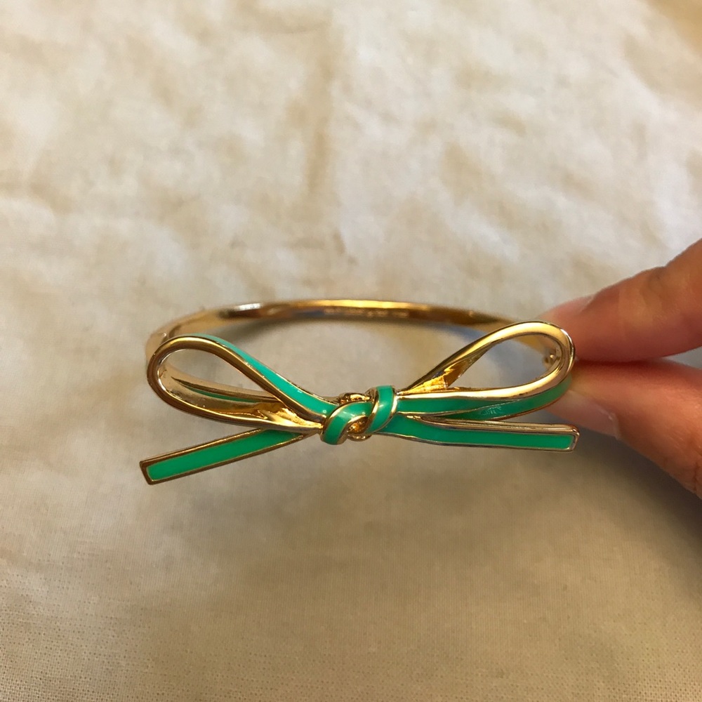 Kate Spade Gold/Green Enamel Bow Bangle