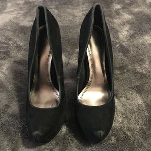 Suede-like platform heels