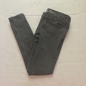 SALE 🌟 Juicy Couture Size 26 Gray Skinny Jeans!!