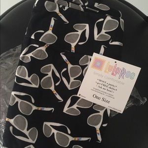 Lularoe OS sunglasses leggings 🕶