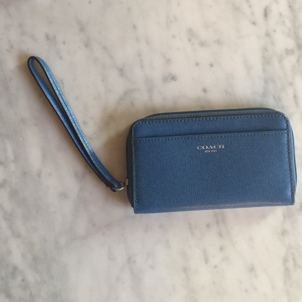 Navy coach wallet/ wristlet