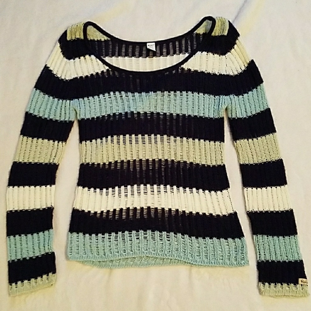 RipCurl Crochet Pullover