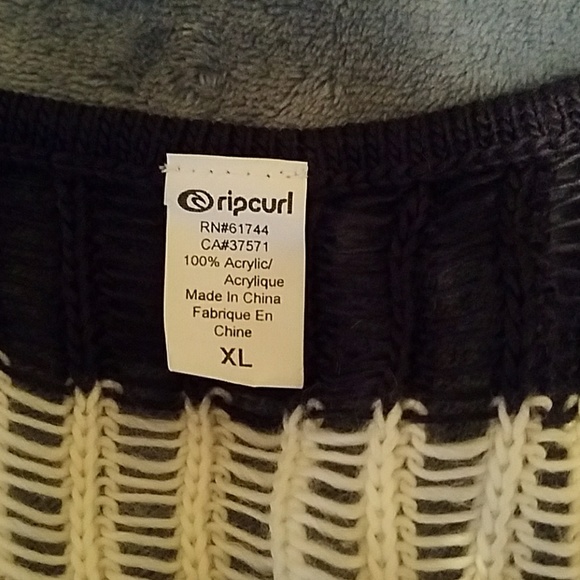 RipCurl Crochet Pullover - Picture 3 of 3