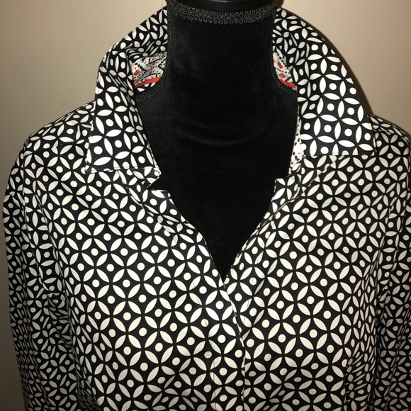 Foxcroft Tops - Printed Button Down Foxcroft Blouse!!