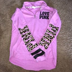 ✨SALE✨Victoria Secret Pink half zip