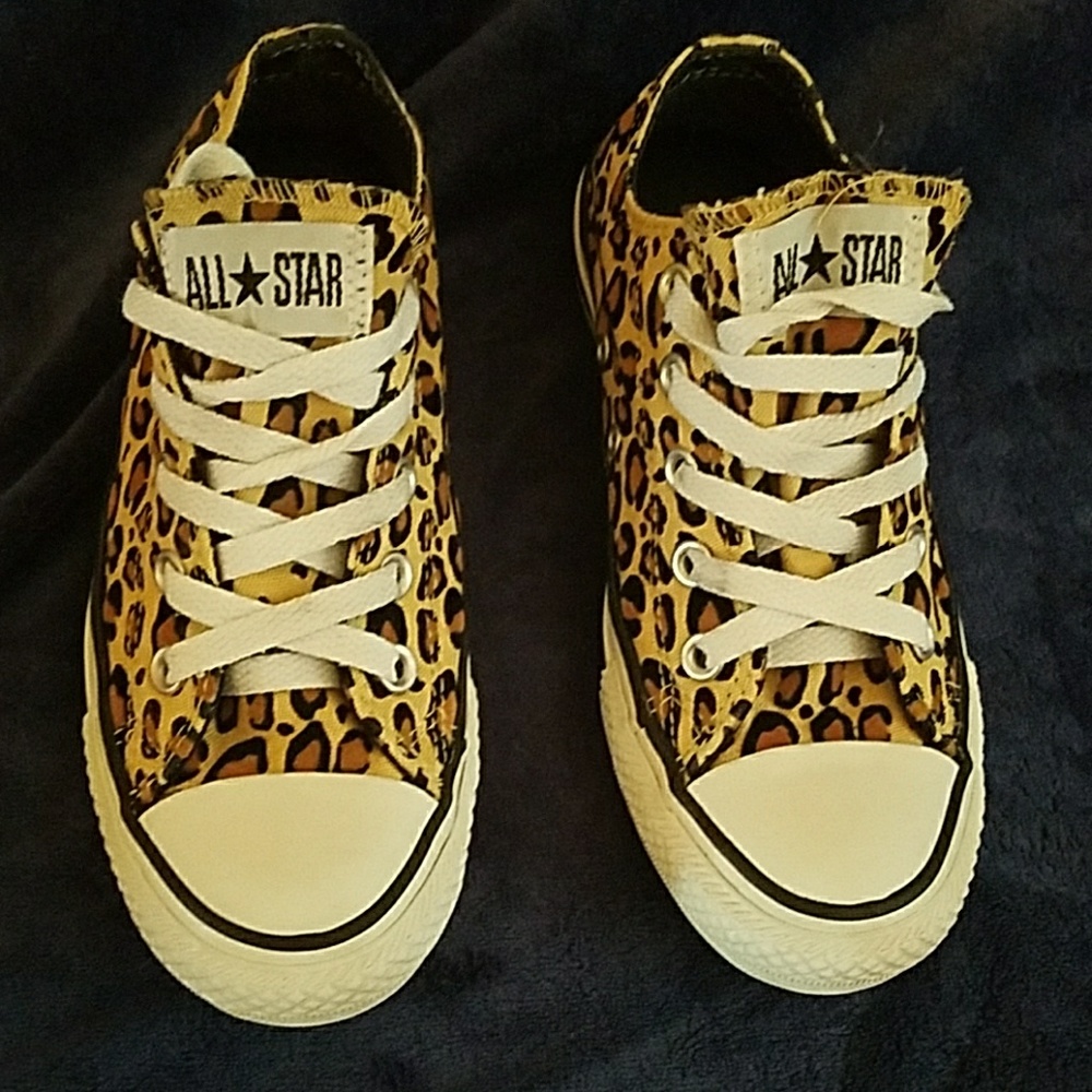 Leopard Converse