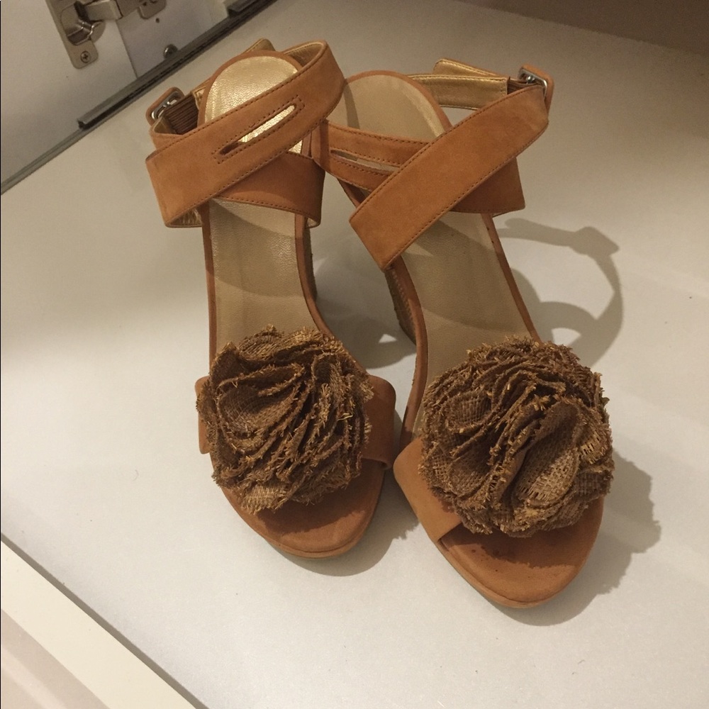 Stuart Weitzman Wedges