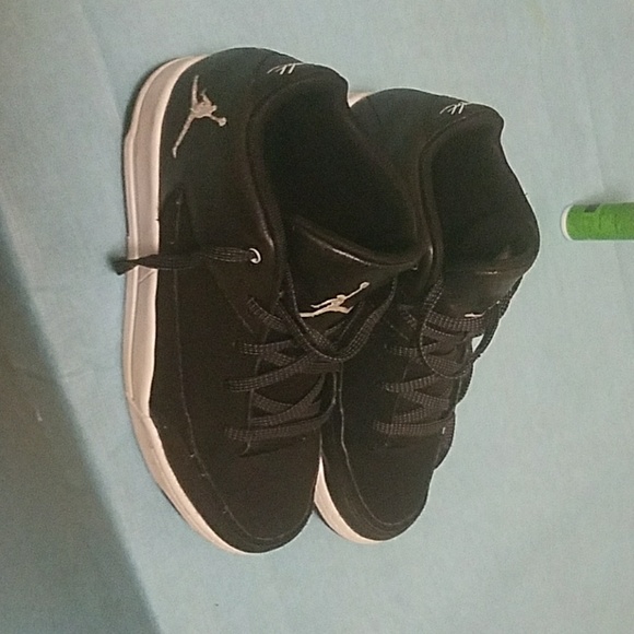 Kids Jordan Flight - Picture 1 of 4