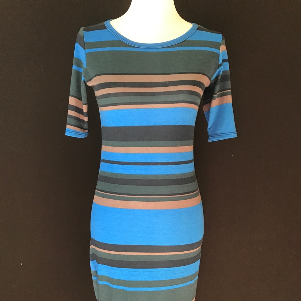 USED LulaRoe Julia Dress