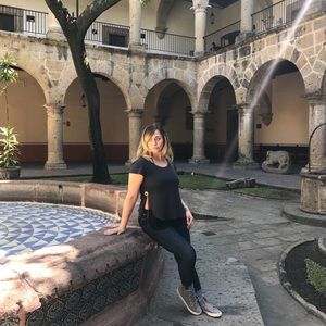 Meet your Posher, Christina