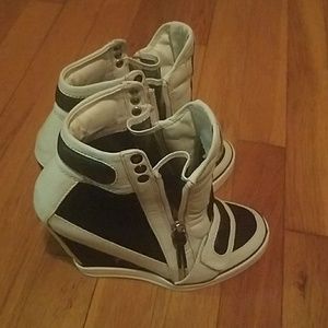Renvy sneaker wedges