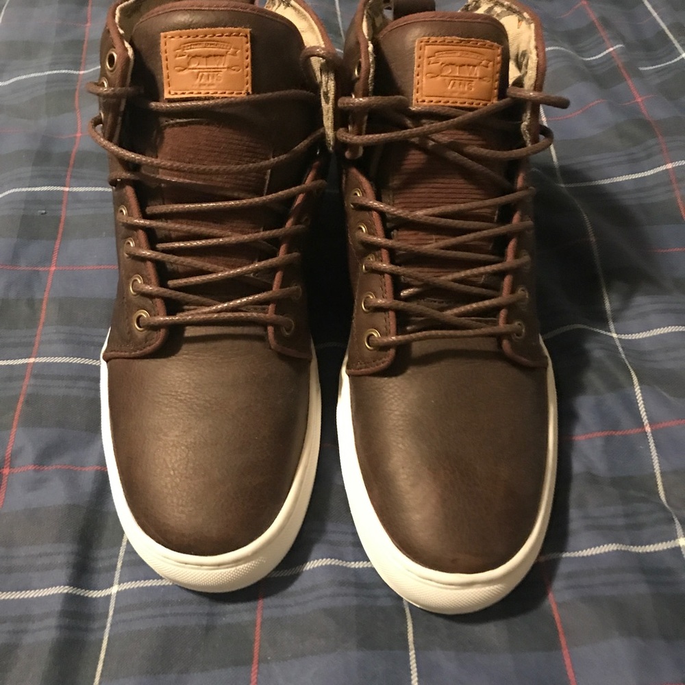 Vans - Picture 8 of 8