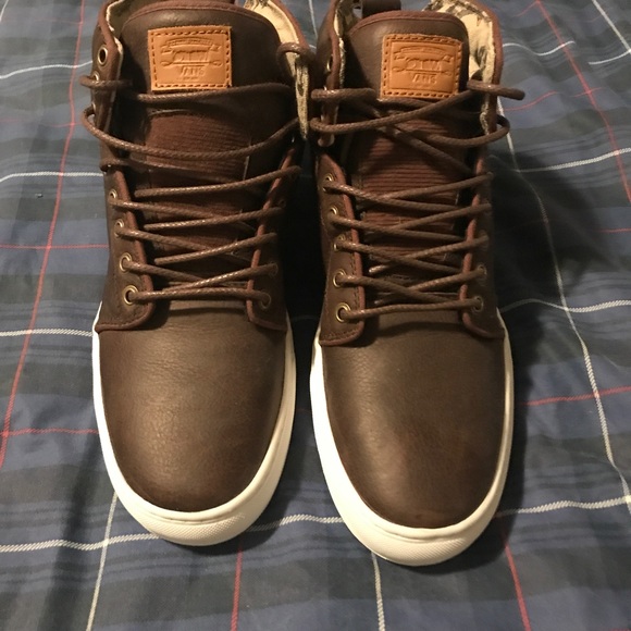 Vans - Picture 8 of 8