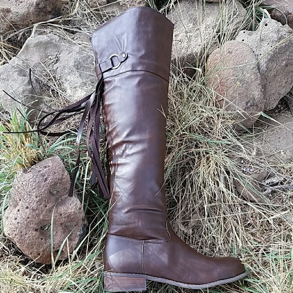 πππ¨π© Siz 6 π€Vegan Leather Knee Fringe Boot - Picture 5 of 7