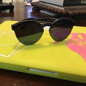 Reflective blue sunglasses