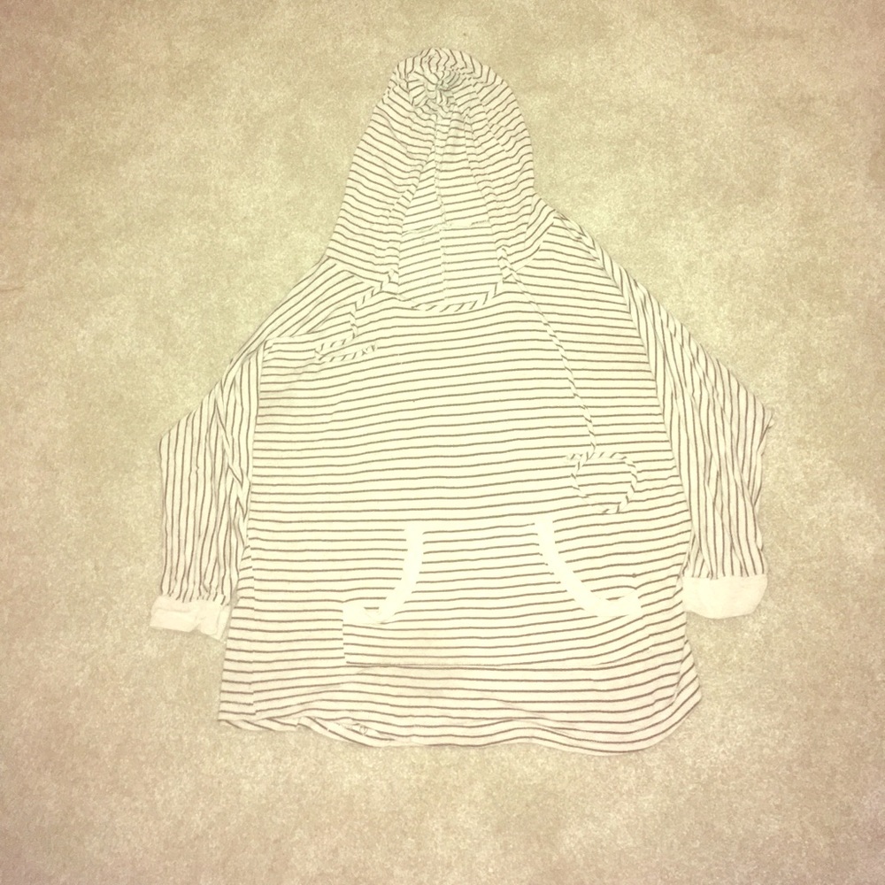 Pull Over Crop Sweatshirt