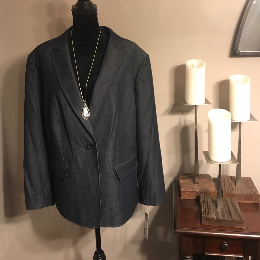Gorgeous Blue Blazer by Tahari!!
