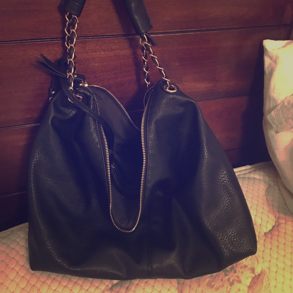 Beautiful deep black purse 🖤🖤