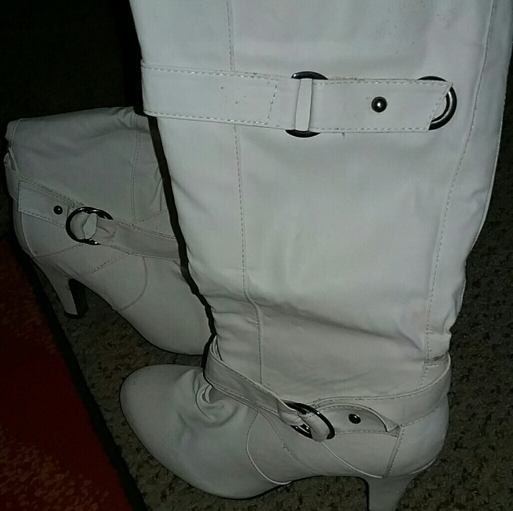Boots - Picture 2 of 2