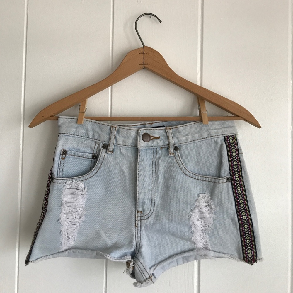 Cute high waisted cut off shorts