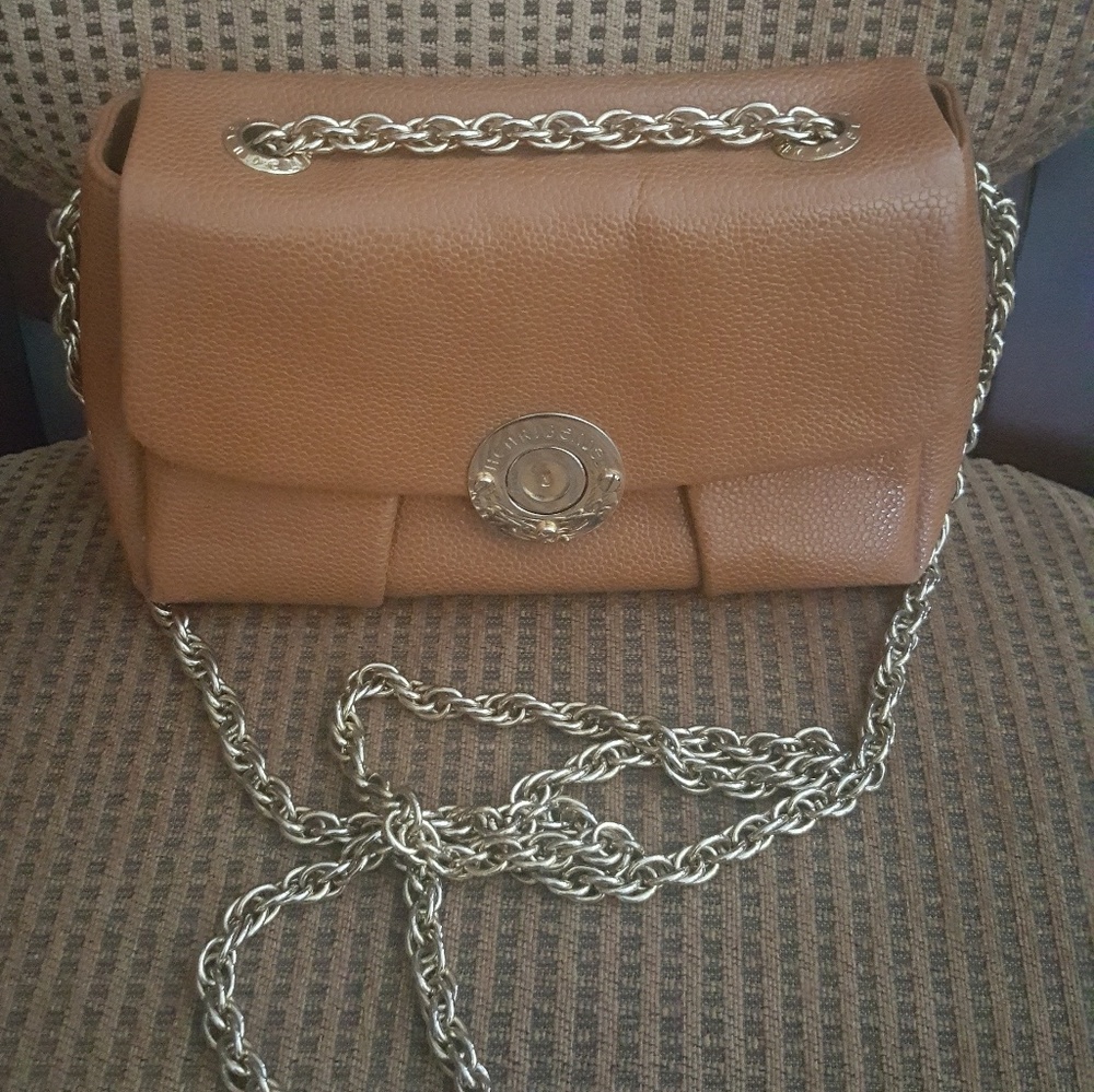 Henri Bendel bag