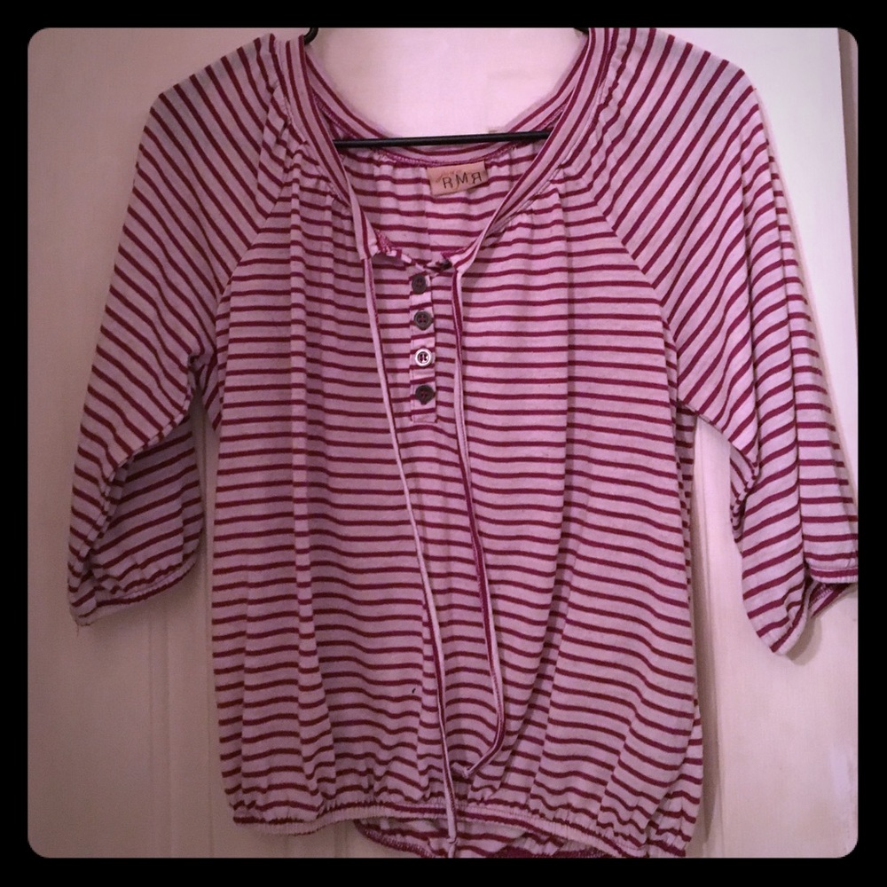 Super cute crop T shirt