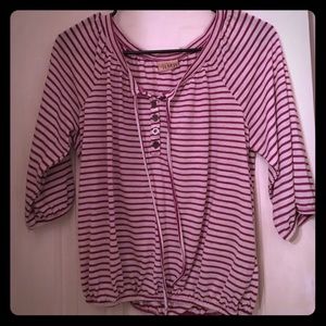 Super cute crop T shirt