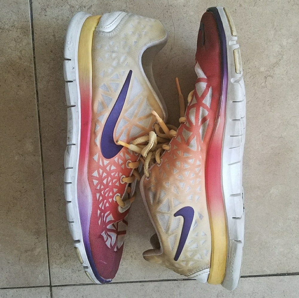 NIKE WOMEN'S FREE TR FIT 3 TRAINING SHOES
