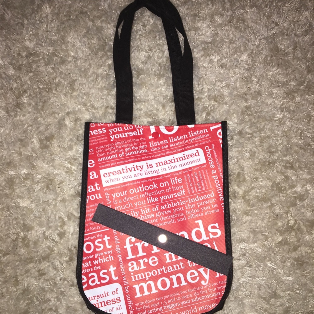 Lululemon bag & headband!